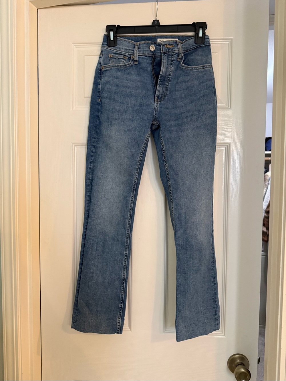 Zara Women's Mid Blue Straight-Leg Jeans